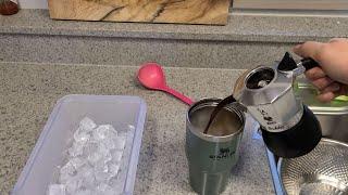 Making Iced Americano with Moka Pot(Bialetti)