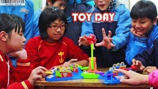 Toy Day 玩具日365天中唯一可以帶玩具來校園與同學分享同樂的一天