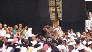 Women reach Black Stone despite crowd Hajar Aswad Touch  hajj or umra makka