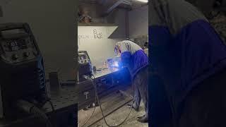 Обучение сварке(кадры)Ученик приехал со своим аппаратом