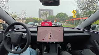 Raw 1x: Tesla FSD 13.2.2 in the Rain with Zero Interventions