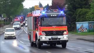 Hochwasser fordert hunterte Einsatzkräfte | Einsatzfahrten in Oststeinbek