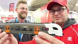 Intermodellbau 2024 /Am Stand von Modellbahn Union.Fragen zum Desiro HC...