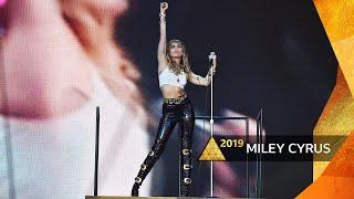 Miley Cyrus - Wrecking Ball (Glastonbury 2019)