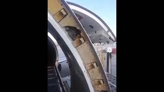 Opening the main cargo door on the 737-400F