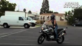 ACTING OUTLAWS - Tricia Helfer and Katee Sackhoff Testing and Training for The LA La Ride