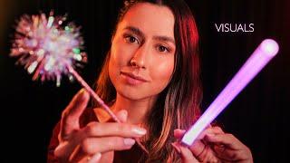 10 niveaux d'ASMR visuel pour alourdir vos yeux  camera brushing, plucking, lightsaber, +