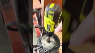 Spinning the pumping n electric forklift.