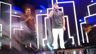 Cristiano Araújo cantando com seu pai João Reis Catalão GO 03/04/15