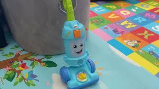 Fisher-Price Laugh & Learn Light-up Learning Vacuum Musical Push Toy Showcase