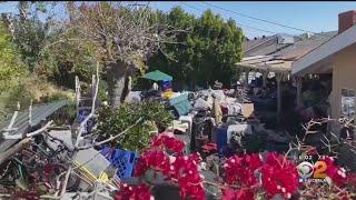 Only On CBS 2: Granada Hills Hoarding House Filling Up With Belongings Again