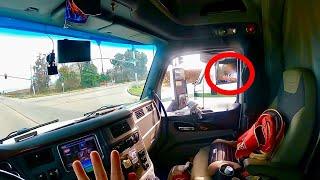 Angry Trucker Tells Me To Pullover & Fight