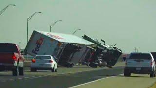 Accidentes de Camiones | Explosiones y Errores de conductores durante el trabajo en la carretera