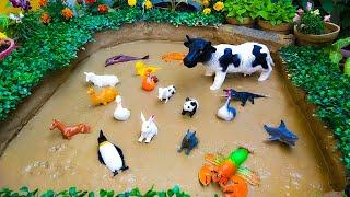 Big Cow Horse Panda Camel Dog Sheep Rabbit & Sea Animals Toys Stuck in Mud Ground
