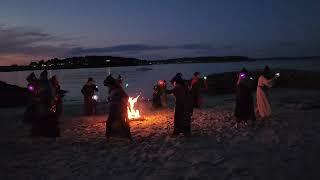 The Witches of Sutton dancing to "Diese kalte Nacht" by Faun. 08/10/2024 Bailey Island, Maine