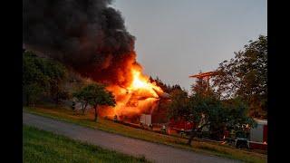 Großeinsatz der Feuerwehr: Wohnhausbrand in Buchholz bei Neusserling