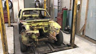 Terrible state but epic car BMW 3.0 CSL 1975 E9