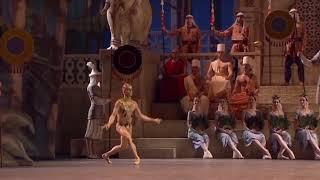 LA BAYADÈRE - Golden Idol Variation (Denis Medvedev - Bolshoi Ballet)