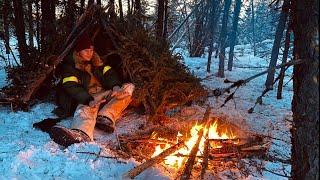 Overnight Survival Shelter in the Alaskan Winter