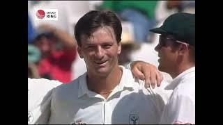 Steve Waugh best test innings bowling 5 for 28 @ Capetown | Australia tour of South Africa 1994