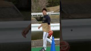 オリックス宮崎キャンプ 練習に向かう気さくな #近藤大亮 投手