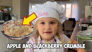 Elana’s Kitchen Takeover! Homemade Delicious Blackberry & Apple Crumble Recipe!