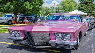 Chicago lowriders- classic and muscle american cars