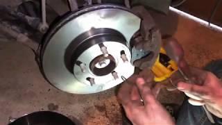Ford Focus Mk2 Replace Brake Discs And Pads How To