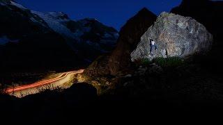 Bouldern in der Nacht Fotografie Langzeitbelichtung und Blitz