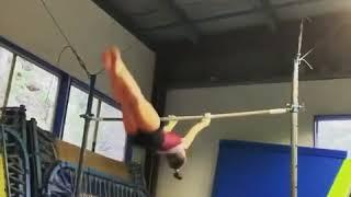 Toe Shoot Front Tuck half out (C value)