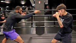 Jaron Ennis SHADOWBOXES vs Bam Rodriguez! Shows SCARY POWER in workout for Chukhadzian rematch