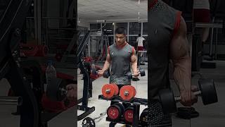 Бицепс-biceps #fitness #gym #bodybuilding #russia #workout #motivation #fitnessmotivation