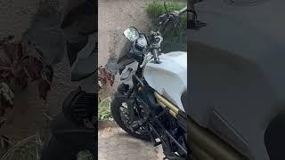 Mahindra mojo  #sawan_rider #bike #youtube #tranding #video #jaan #rider #stuntbike #stunt #shorts