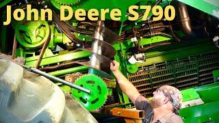 John Deere S790 - How to repair the clean grain and unload system after harvesting down corn.