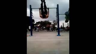 Street Workout + Gimbarr + Calistenia + Barra fija + Giros + Vuelos +