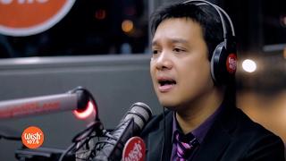 Richard Reynoso sings "Paminsan Minsan" LIVE on Wish 107.5 Bus