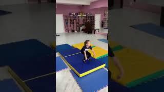Сценическое движение, ролик с занятий.