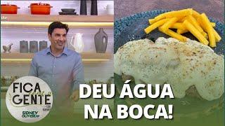 Receita de Filé ao molho quatro queijos com polenta frita | Fica com a Gente