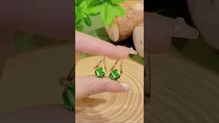 Her Lab Jewelry To Green crystal ear clip#jewellery #earrings #jewellerydesign