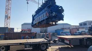 ONTHULLING: Gigantische 230-Tons Kraan tilt een VOLLEDIGE Motor uit een Schip! | RKB