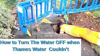 Day In My Life as a Plumber, How to Turn The water Off, Thames Water Cant !!