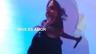 Dios es amor - Un Corazón EN VIVO (Videoclip oficial) HD
