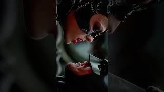 A deadly kiss  : Batman Returns (1992)