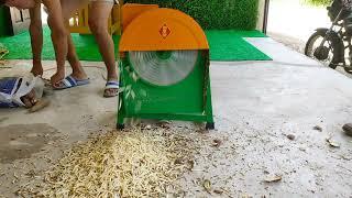 VEGETABLE SHREDDER MACHINE! MALAKING TULONG SA PAG GAWA NG FEEDS!