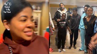 Jim Jones & Wife Chrissy Visit Mom Nancy's House For The Holiday's! 