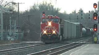 CN Train 376 Eastbound December 17, 2021