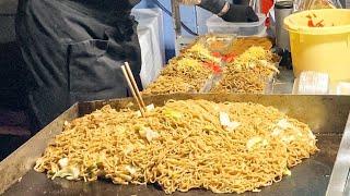 japanese street food - YAKISOBA stir fry noodles  焼きそば