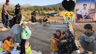 Sadness over the death of Noorbakhsh from the Dovar Canal Cementing the roof by a nomadic family
