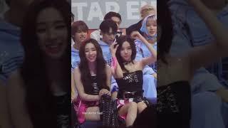 팬서비스 해줄거 다 해주고 먼 산 보더니 사르르 웃는거 pro IDOL #aespa #에스파 #winter #윈터 #김민정