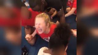 13-Year-Old Cheerleader Cries in Agony Over Painful Split During Practice